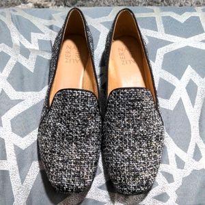 Naturalizer Slip-on Black and White Shoes, Size Women's US 9M